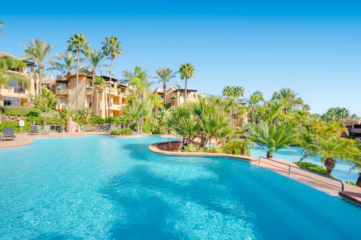 Sale of apartment in Barrio Sierra Blanca, Marbella
photo 4