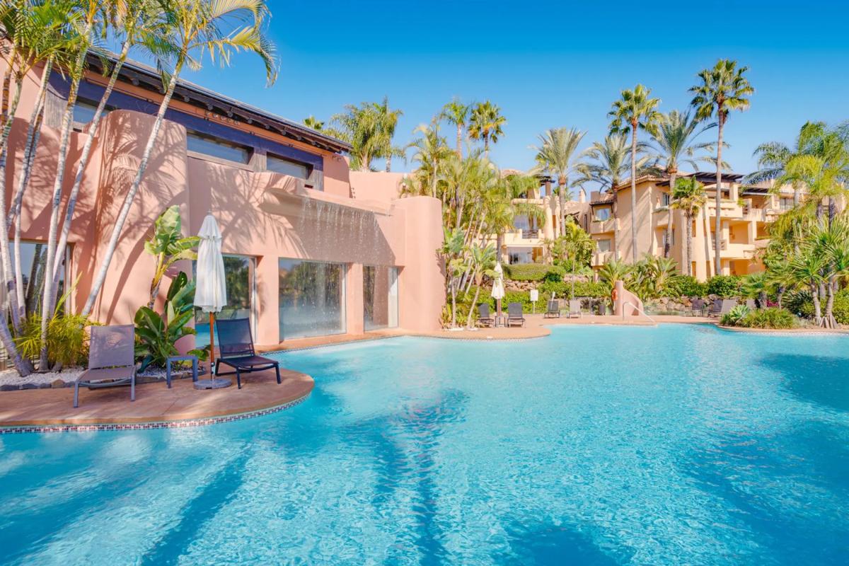 Sale of apartment in Barrio Sierra Blanca, Marbella
photo 5