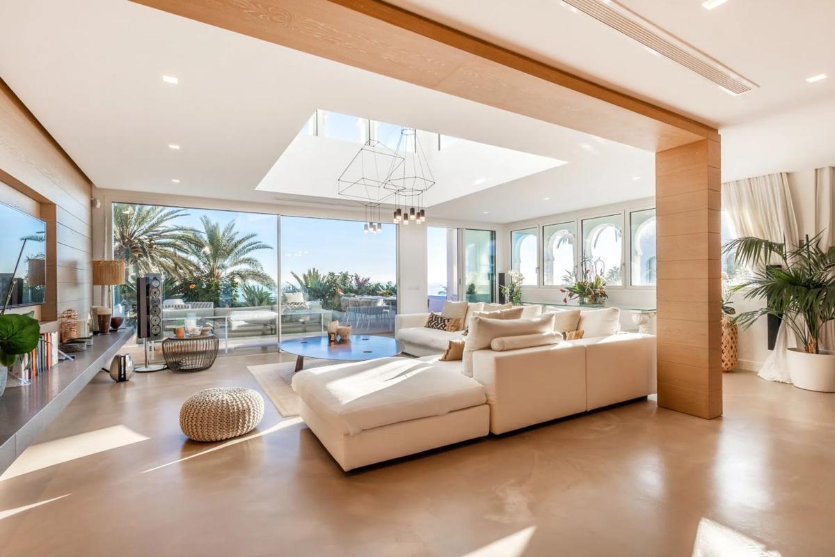 Продажа пентхауса на Urbanización Oasis Club, 1 -19, Марбелла photo 3