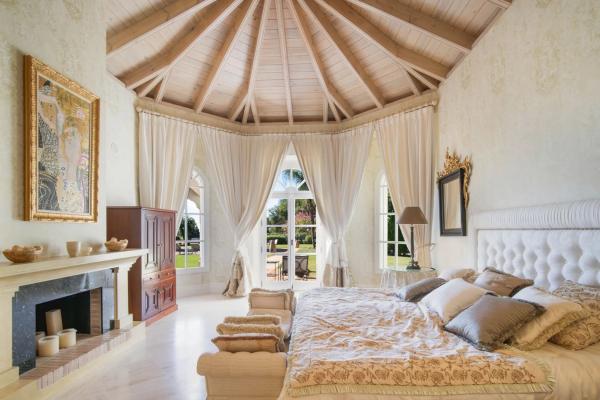 Chalet wolnostojący na sprzedaż w  Urbanizacion Altos Reales, 8, Marbella photo 4