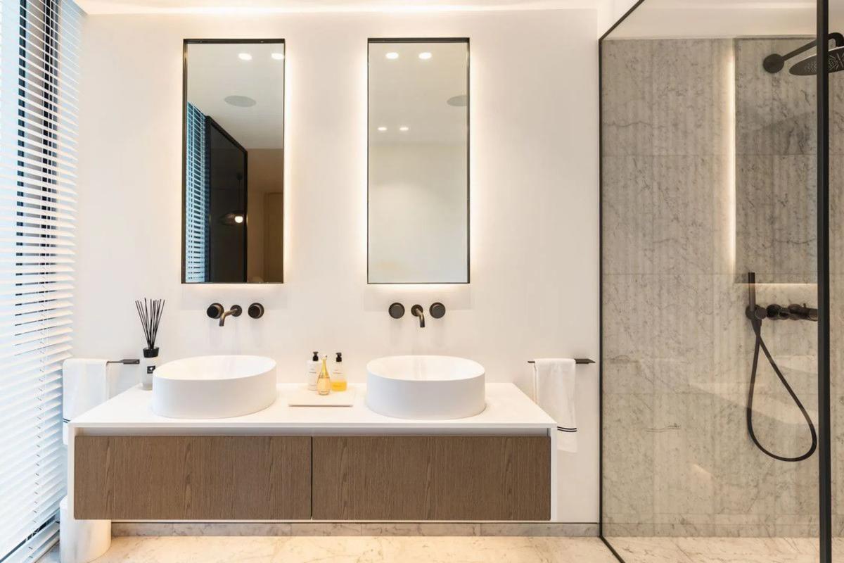 Продажа таунхауса в  CL VERDI-UR SIERRA BLANCA, 38 , Марбелла photo 3