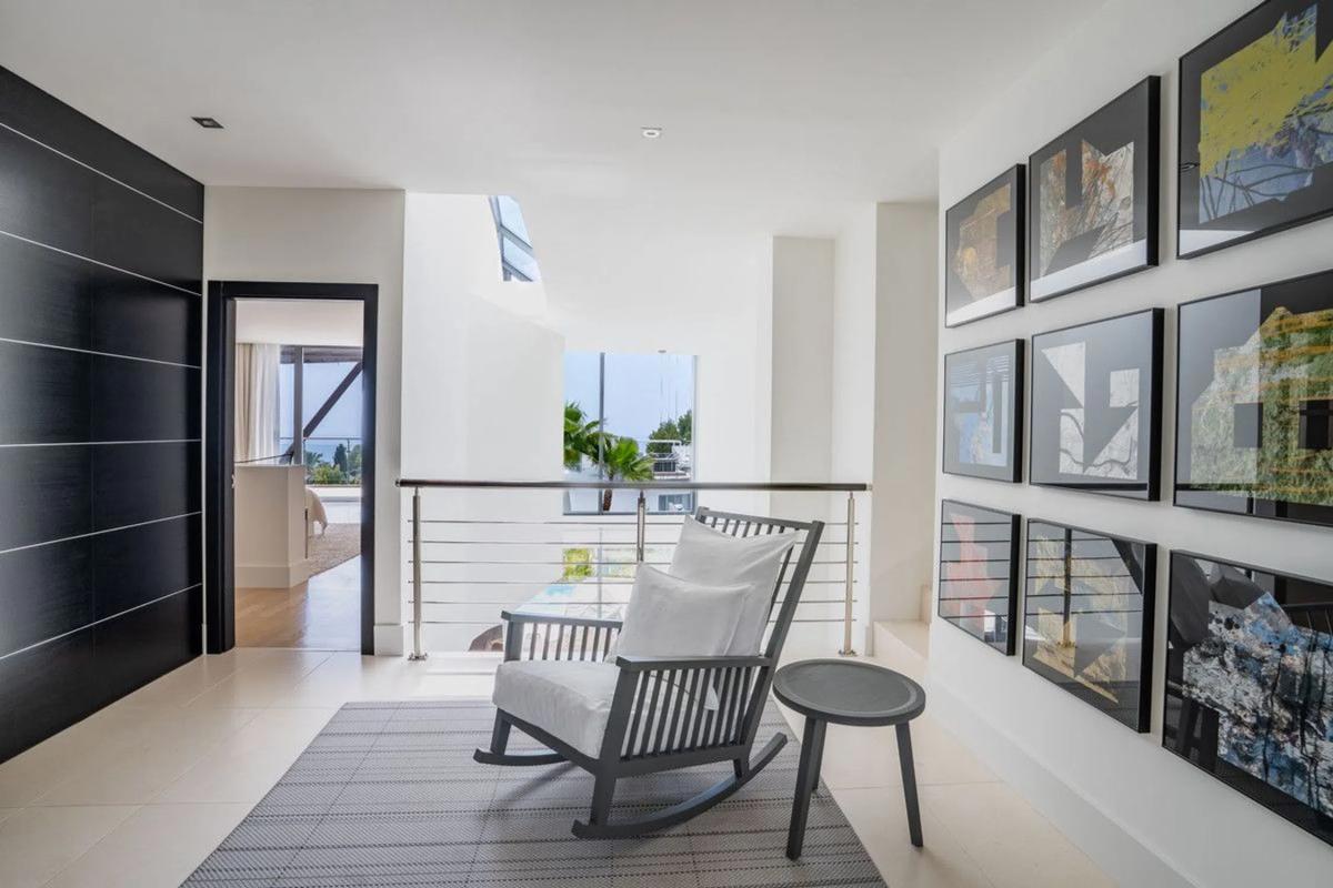 Продажа таунхауса в  CL VERDI-UR SIERRA BLANCA, 38 , Марбелла photo 4
