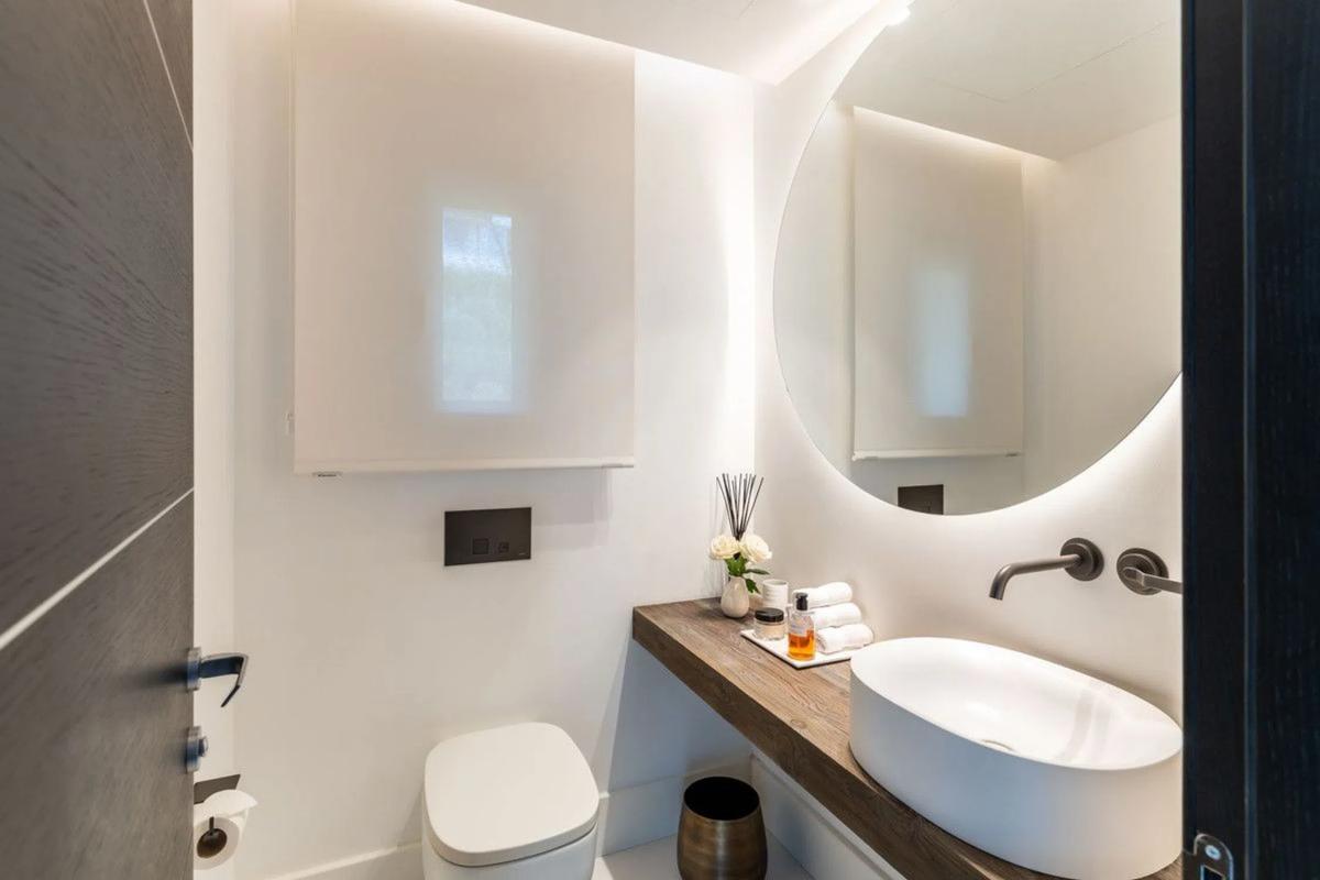 Продажа таунхауса в  CL VERDI-UR SIERRA BLANCA, 38 , Марбелла photo 5