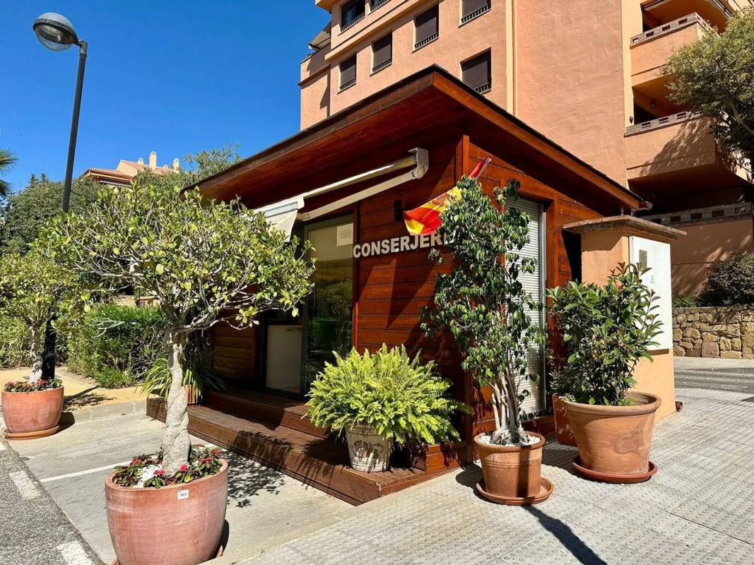 Venta de piso en Arrabal la Caridad, Marbella
photo 2