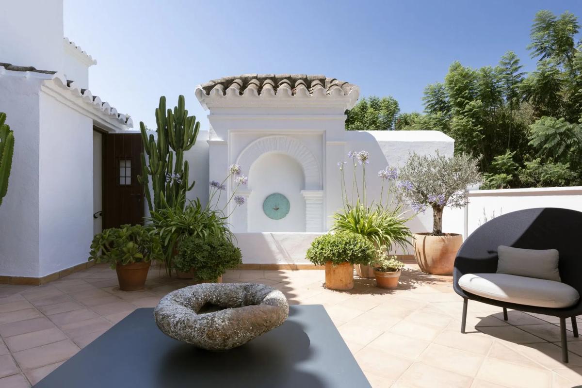 Venta de chalet adosado en Barrio Puente Romano , Marbella photo 5