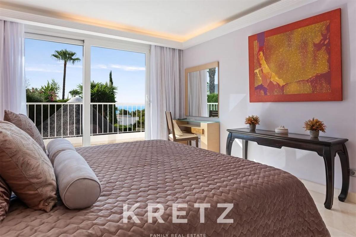 Sale of independent chalet in El Batatal, Marbella
 photo 3