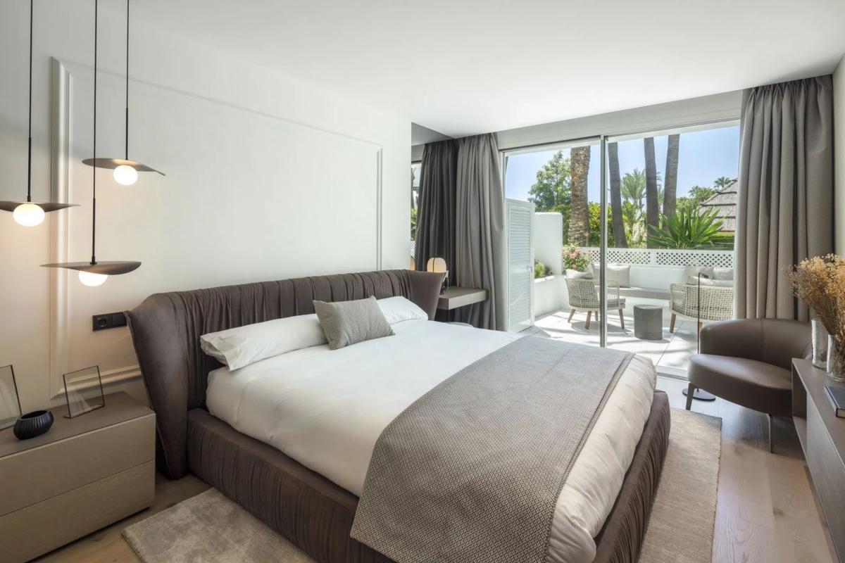 Venta de piso en Parking Hotel Puente Romano, 11, Marbella
 photo 3
