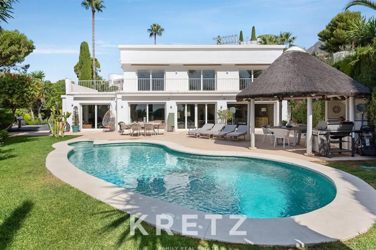 Sale of independent chalet in El Batatal, Marbella
 photo 5