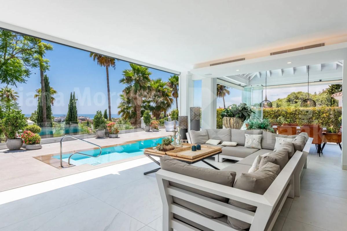 Sprzedaż niezależnego domku jednorodzinnego w Barrio La Carolina-Guadalpín, Marbella photo 3