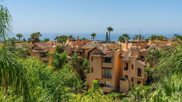 Mansarda na sprzedaż w  Lugar Urbanizacion Altos Reales, 2 S, Marbella photo 1