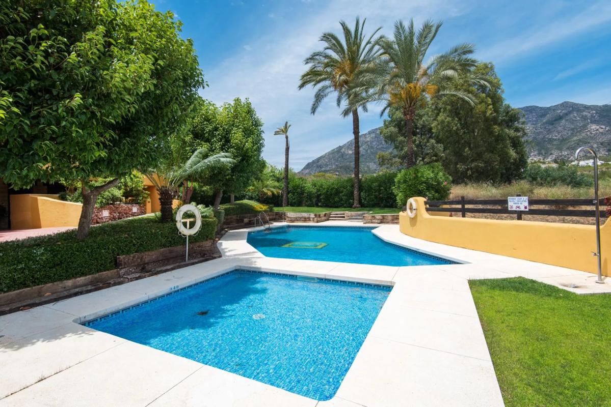 Venta de chalet adosado en Barrio Nagüeles , Marbella photo 5