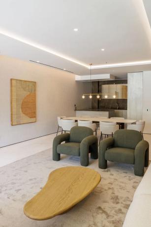 Duplex en venta en Urb. Jardines del Río s/n, Marbella thumbnail 2