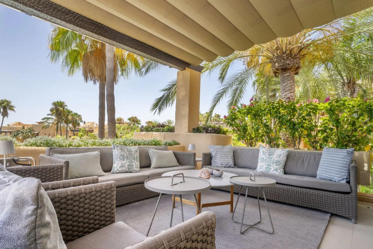Penthouse sale in Barrio Sierra Blanca, Marbella photo 1