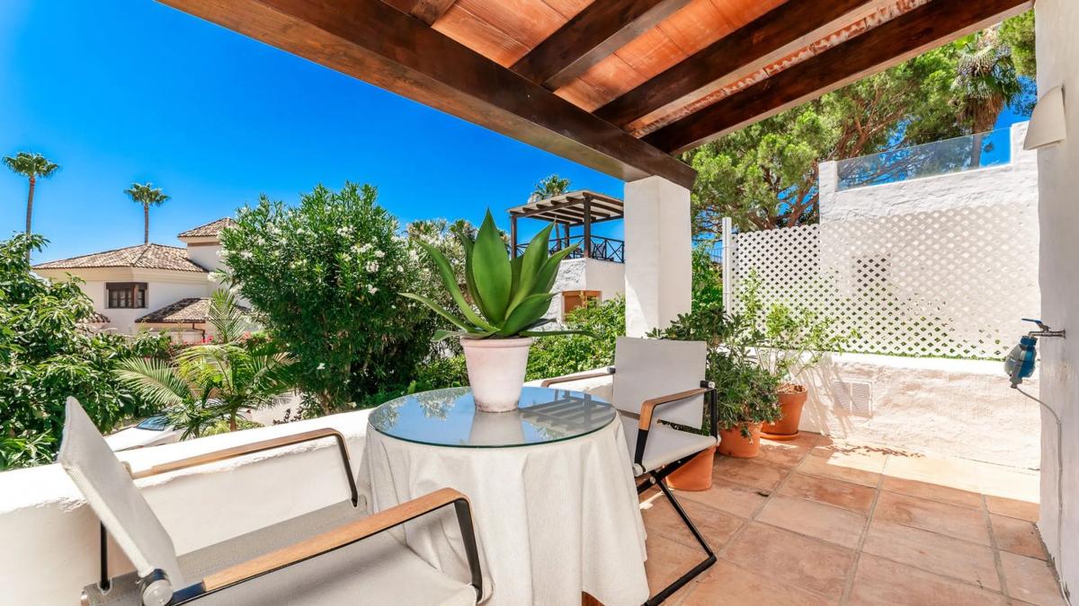 Venta de chalet adosado en Urbanización Sierra Blanca , Marbella photo 1