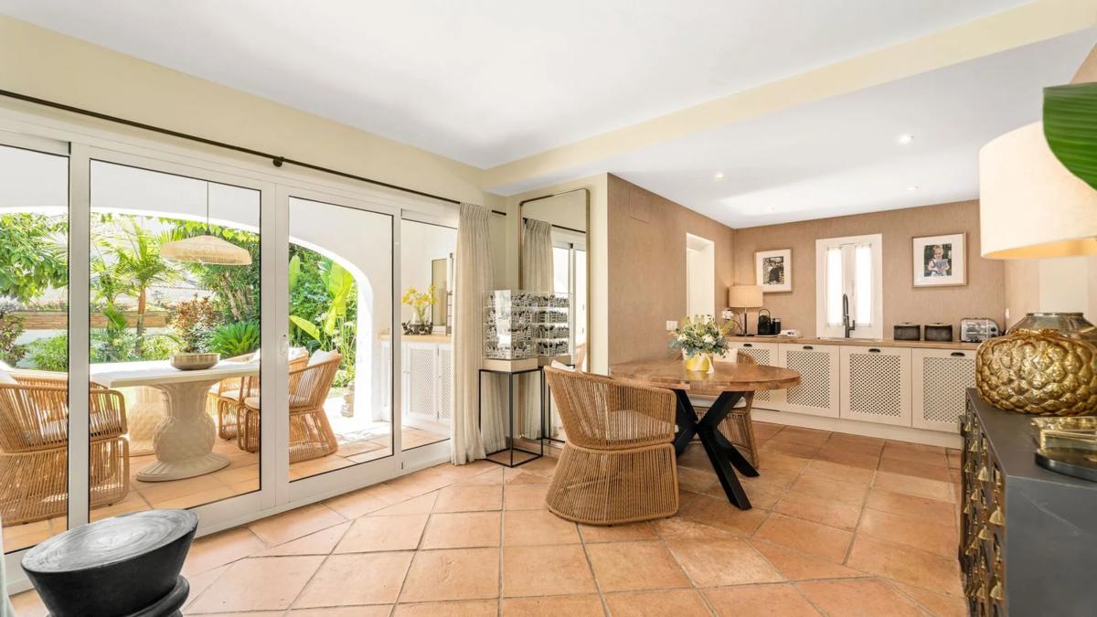 Venta de chalet adosado en Urbanización Sierra Blanca , Marbella photo 2