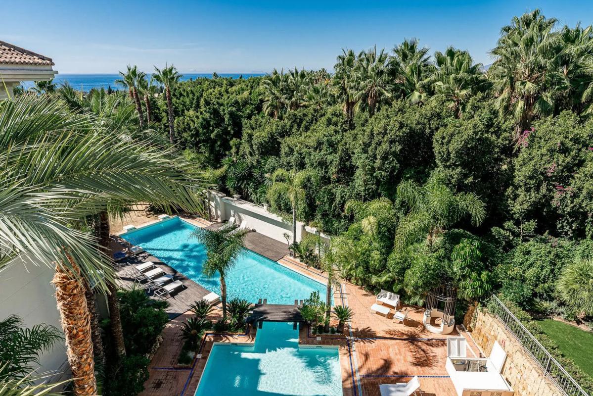 Venta de duplex en Urbanización Cortijo de Nagüeles, Marbella photo 5
