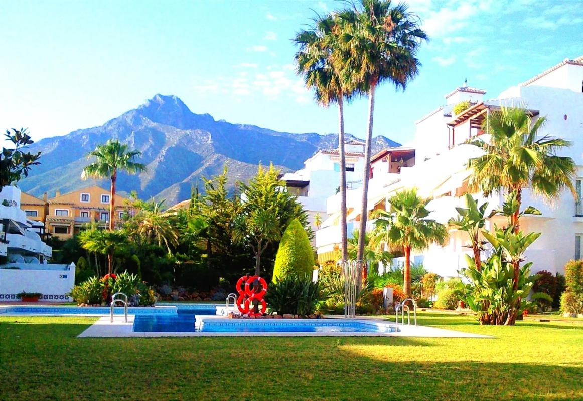 Venta de duplex en Urbanización Arroyo de las Piedras, Marbella s/n, Marbella photo 3