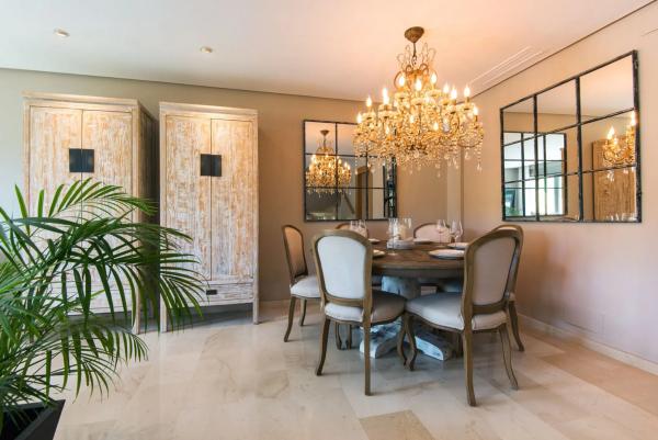 Chalet adosado en venta en Urbanizacion La Meridiana , Marbella thumbnail 1