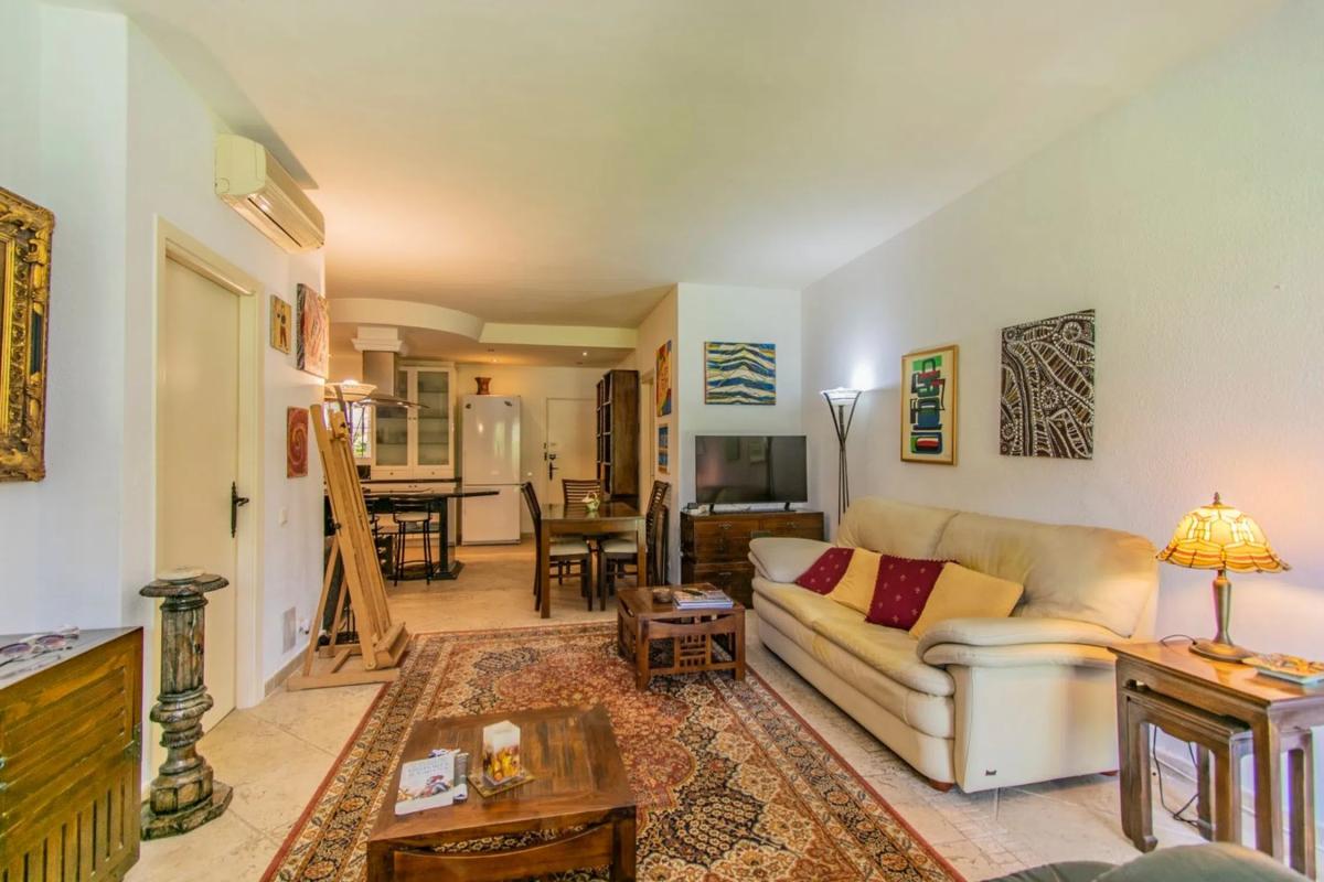 Sale of apartment in Calle margarita, Marbella
photo 2