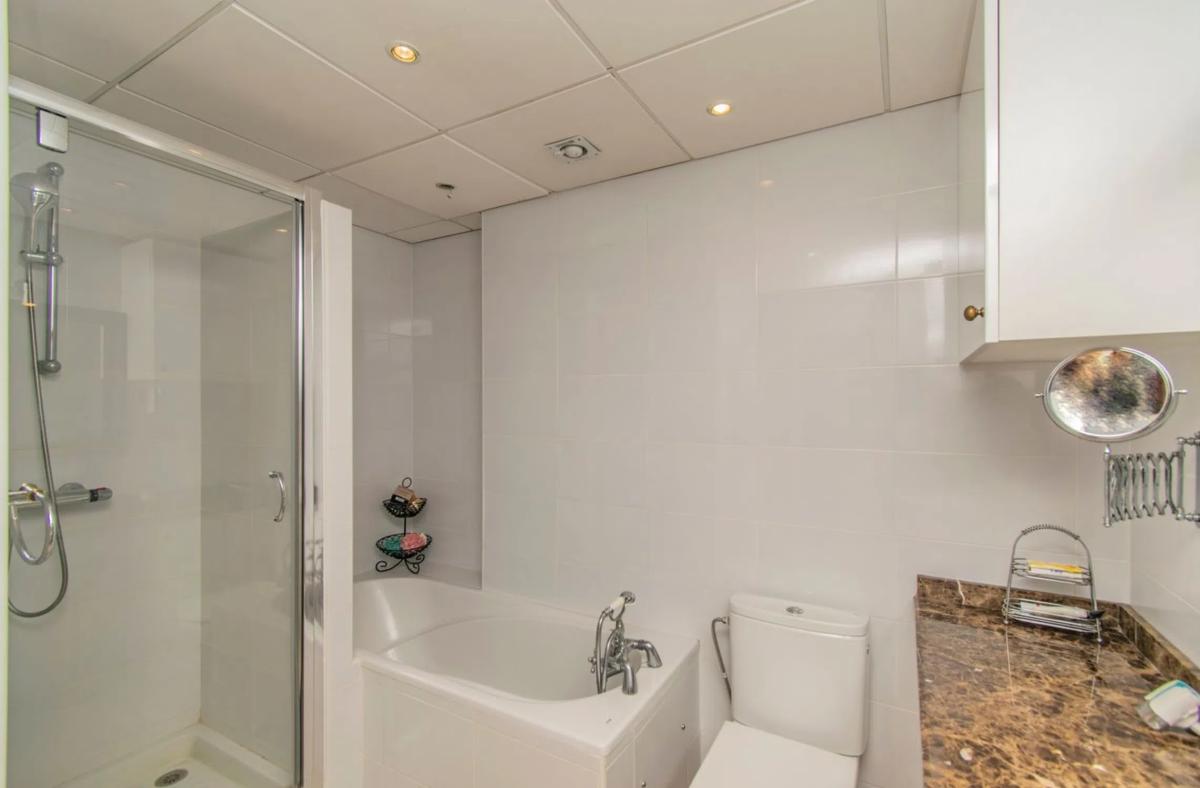 Sale of apartment in Calle margarita, Marbella
photo 5