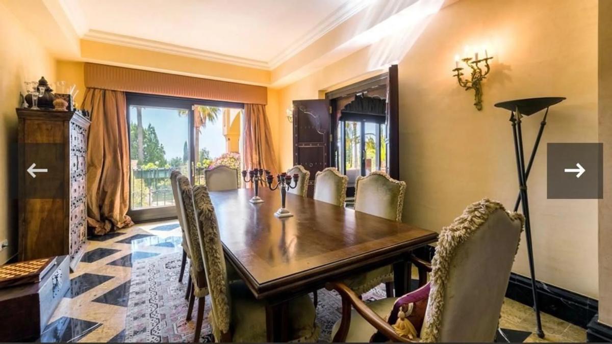 Sale of independent chalet in Calle Vivaldi s/n, Marbella
photo 1