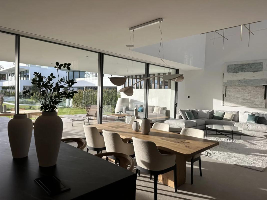 Продажа отдельного шале в  Barrio Las Lomas de Río Verde, Марбелла photo 5