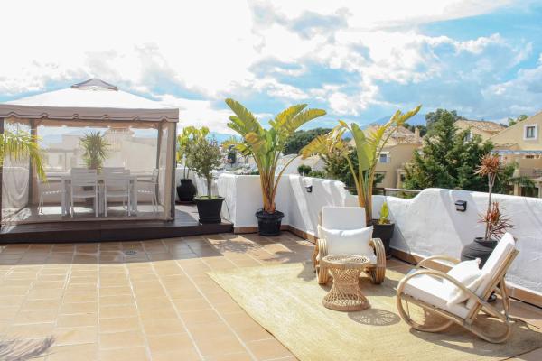 Duplex for sale on Calle Estena, Marbella photo 1