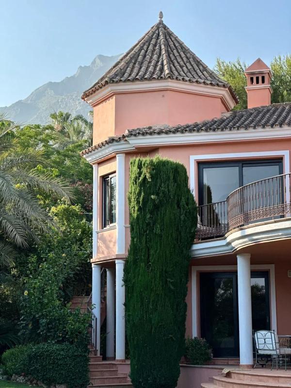 Продажа отдельного шале в  CL MOZART-UR SIERRA BLANCA, Марбелла photo 4