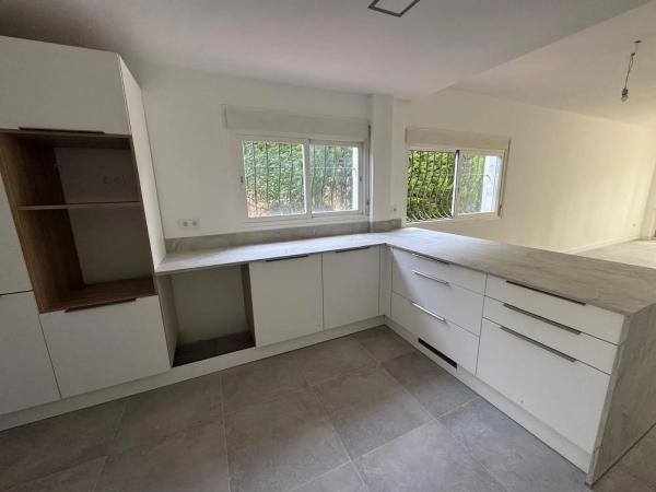 Apartment for sale in CL MONTEMEDIO-B SIERRA BLANC s/n, Marbella photo 1