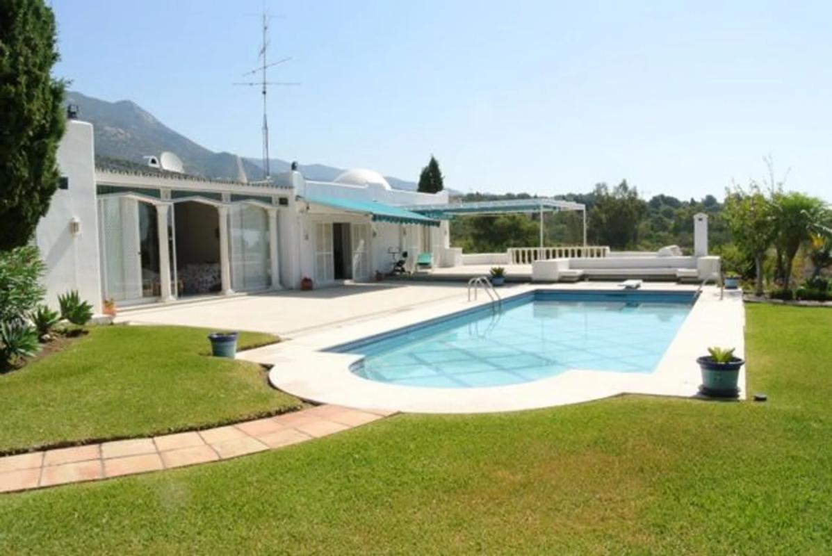 Продажа отдельного шале в La Capellanía Hill Club s/n, Марбелла photo 1