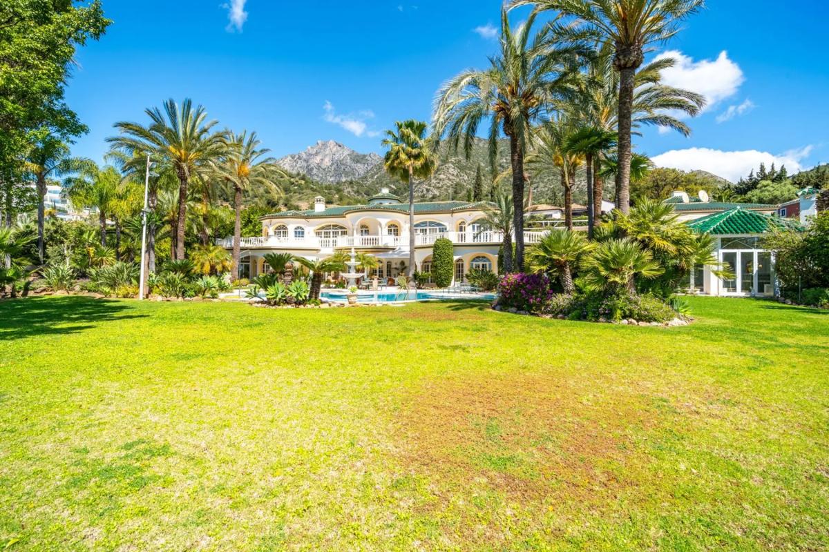 Продажа отдельного шале в Barrio Sierra Blanca, Марбелла photo 3