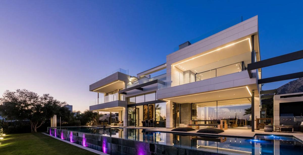 Sale of independent chalet in Barrio Nagüeles, Marbella
photo 1