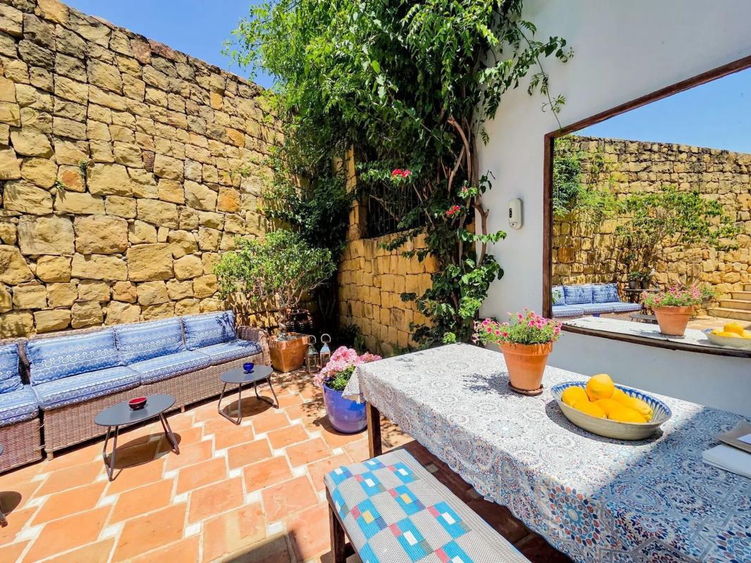 Sale of townhouse in  El Batatal , Marbella photo 4