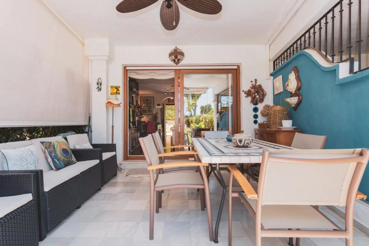 Properties for sale and rent in Spain photo 2