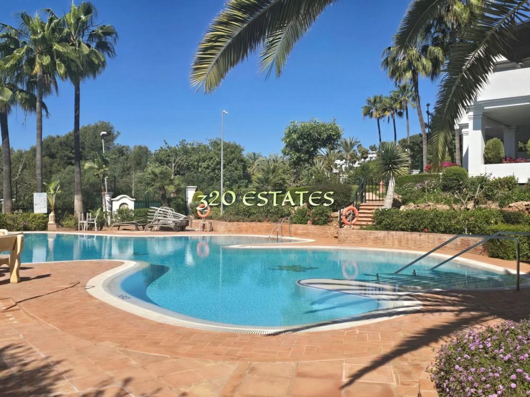 Venta de piso en Camino de Camoján, Marbella
photo 2