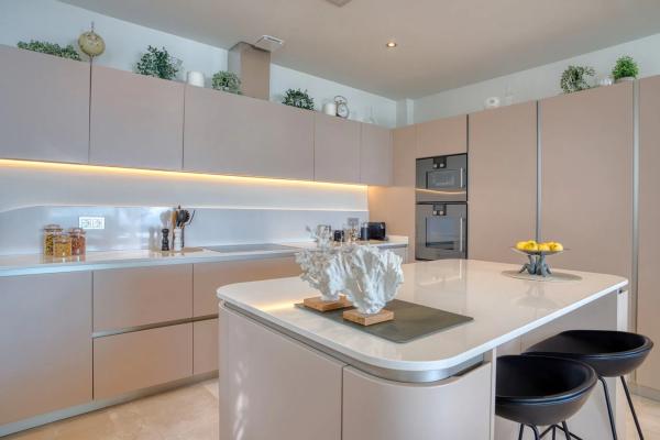 Duplex en venta en Barrio Sierra Blanca, Marbella photo 1