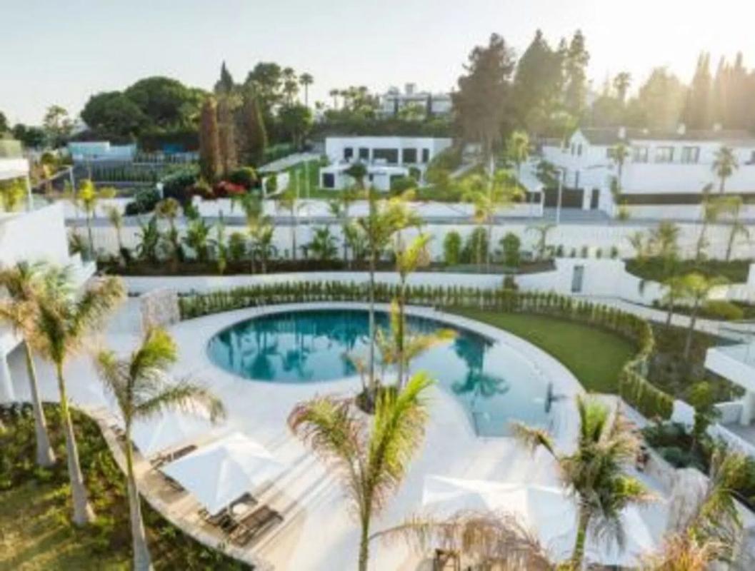 Sprzedaż duplexu w Belanus Garden Residence, Golden Mile, Marbella s/n, Marbella photo 2