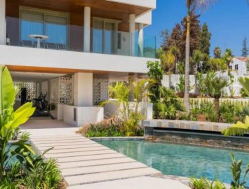 Sprzedaż duplexu w Belanus Garden Residence, Golden Mile, Marbella s/n, Marbella photo 5