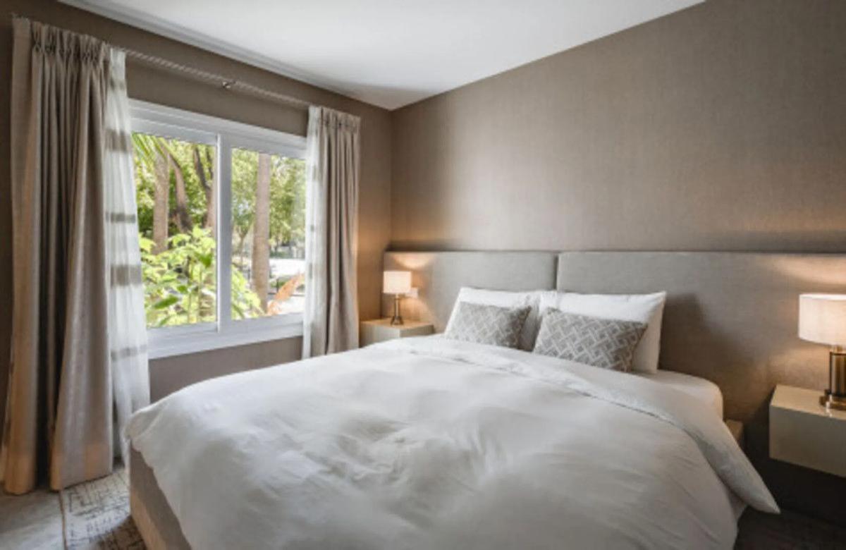 Venta de piso en Calle Marina Puente Romano Jardin Japones, 6, 6, Marbella
 photo 5
