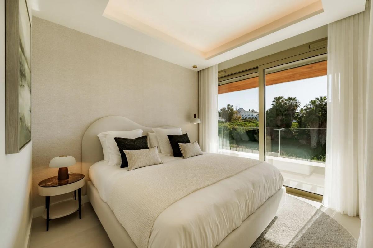 Venta de duplex en Urbanizacion Villa Parra Palomeras, 4, Marbella photo 3