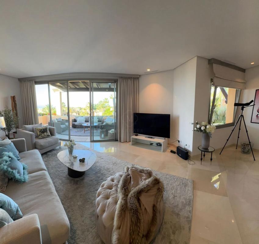 Sale of apartment in Barrio Sierra Blanca, Marbella
photo 5