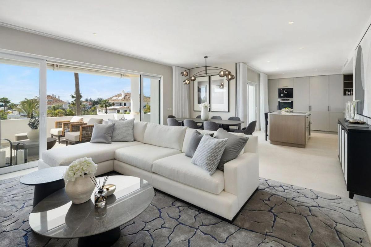 Venta de duplex en Monte Paraiso, Portal 1, Puerta 23, Golden Mile s/n, Marbella photo 2