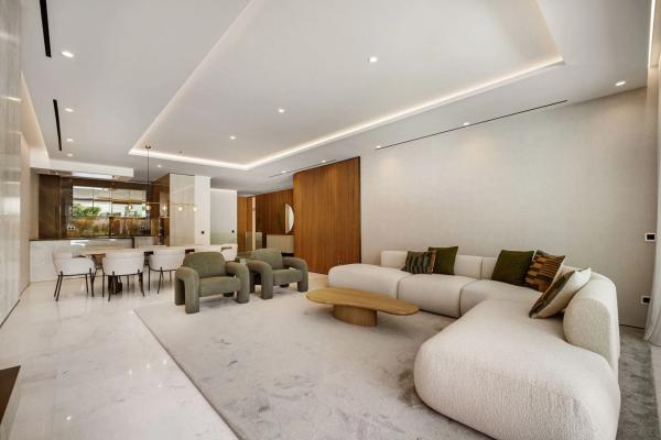 Duplex for sale on Urbanización Jardines del Río, Marbella thumbnail 1