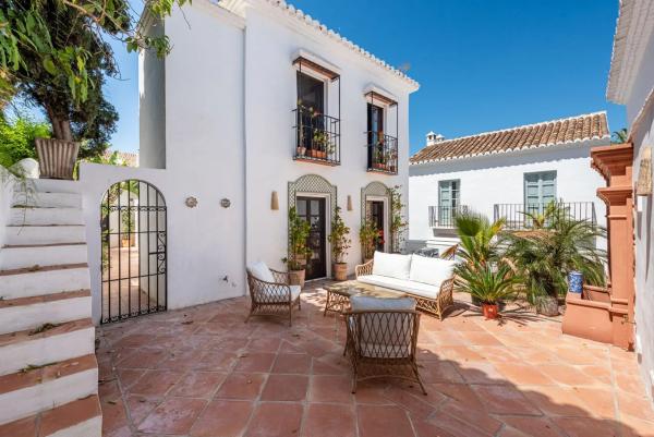 Chalet pareado en calle San Gabriel, 5 thumbnail 1