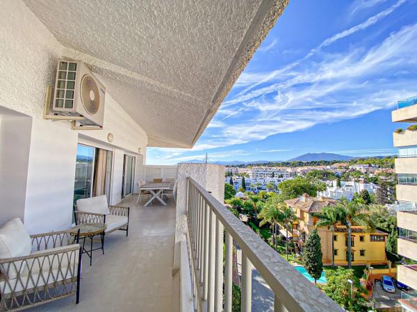 Mansarda na sprzedaż w  Calle Roy Boston, Marbella photo 1
