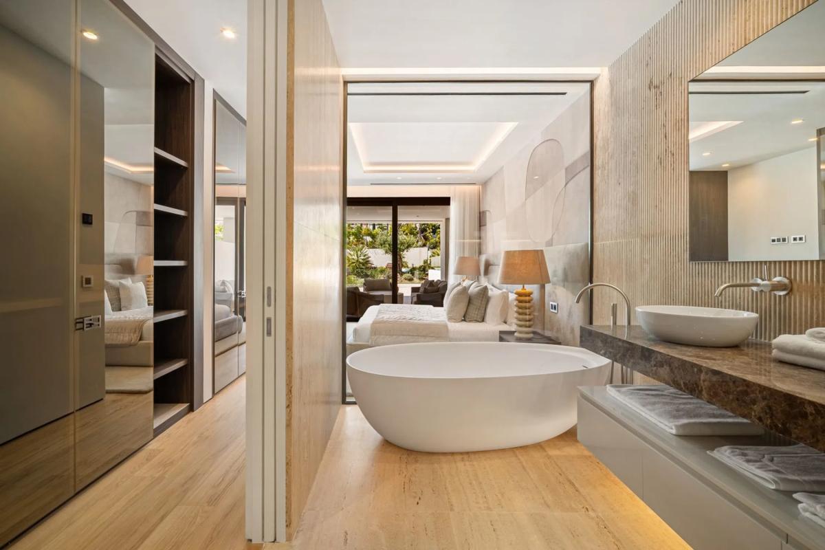 Duplex sale in Lugar, 12 C, Marbella photo 3