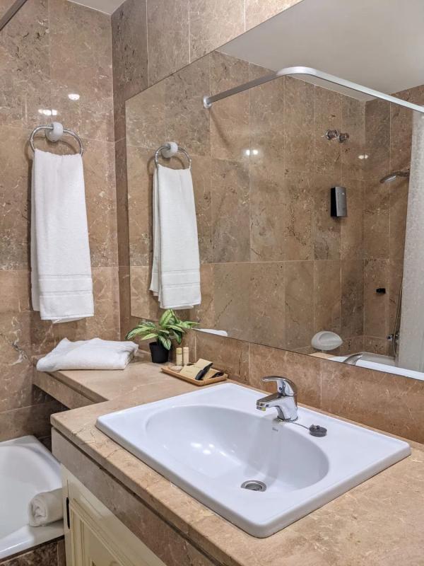 Продажа пентхауса на  Urb. Coral Beach Km, 176, Марбелла photo 3