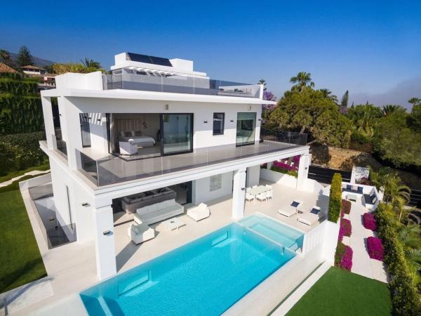 Chalet independiente en venta en Barrio Nagüeles, Marbella
thumbnail 1