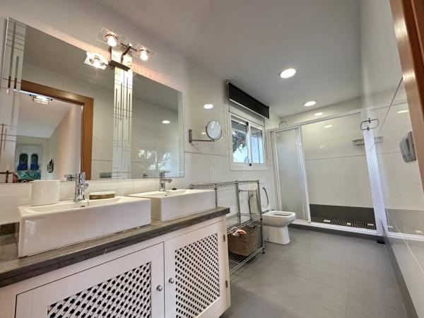 Duplex for sale on Barrio La Carolina-Guadalpín, Marbella thumbnail 2