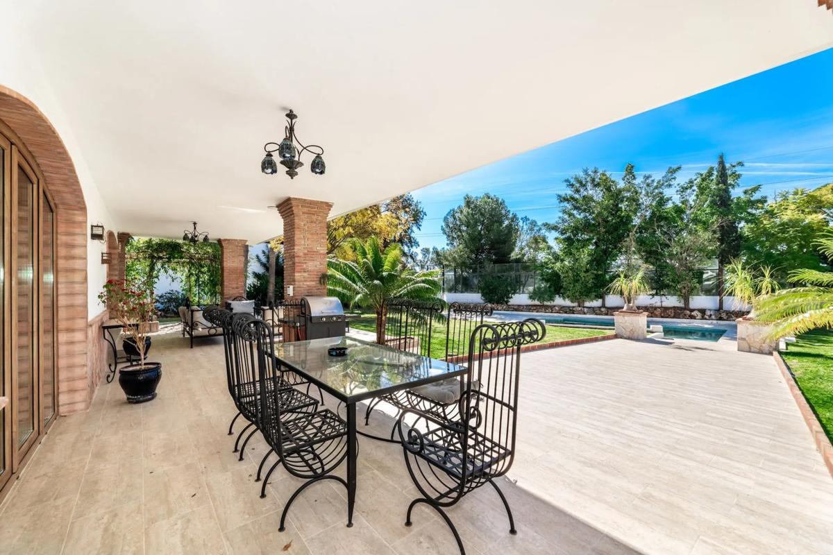 Sprzedaż niezależnego domku jednorodzinnego w Calle Pizarra, Marbella photo 5